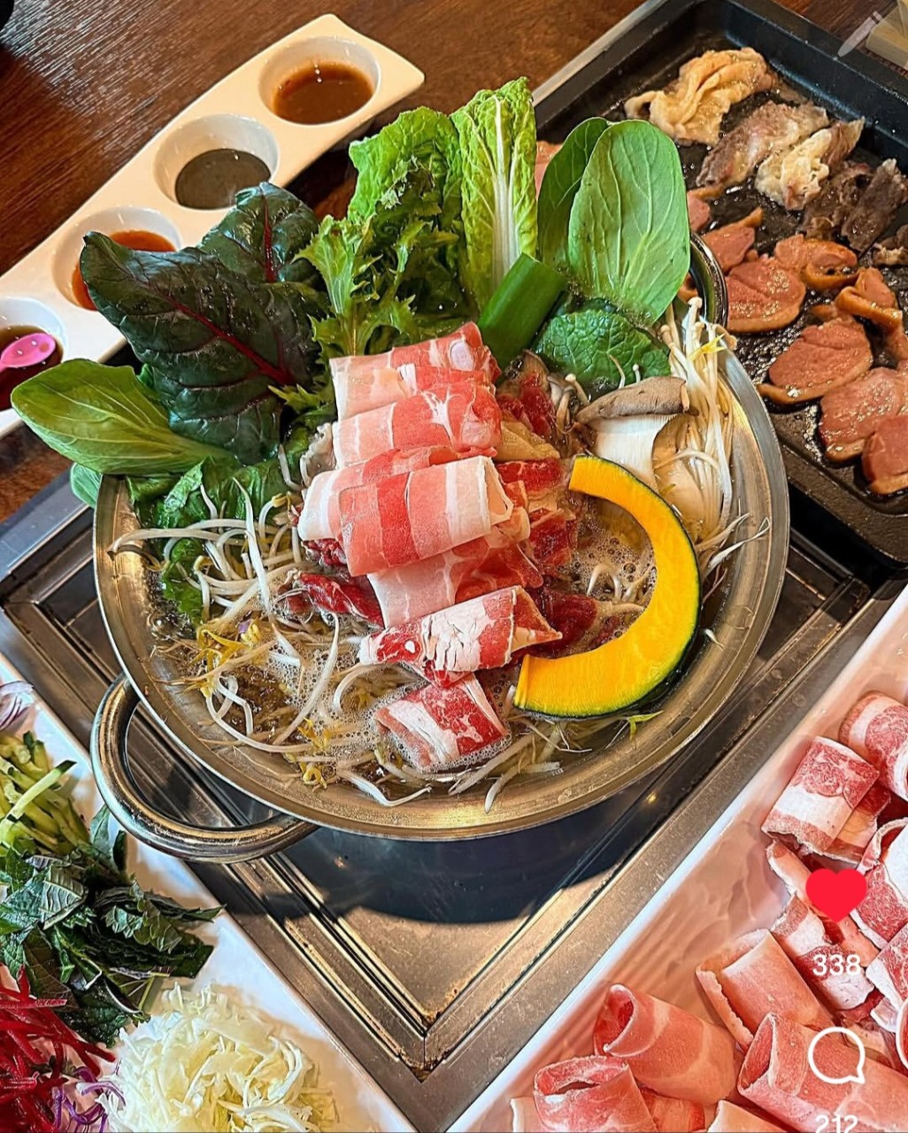퀸즈가든 강남역점 대표사진